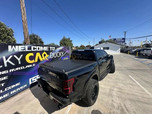 Used 2018 Ford F150 Raptor w/ Equipment Group 802A Luxury AWD/4WD image 7