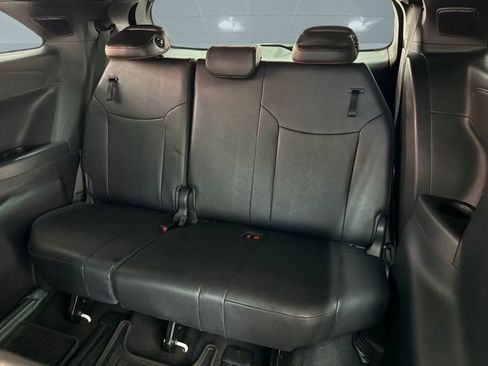 Used 2025 Toyota Sienna XSE image 24