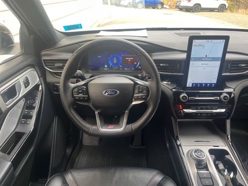 Certified 2023 Ford Explorer ST w/ Equipment Group 401A image 17