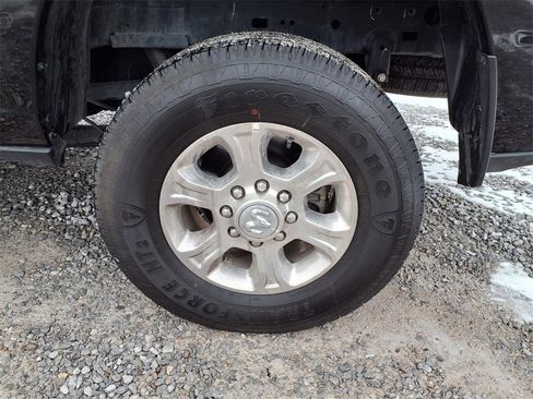 Used 2024 RAM 2500 Big Horn w/ Bed Utility Group image 39