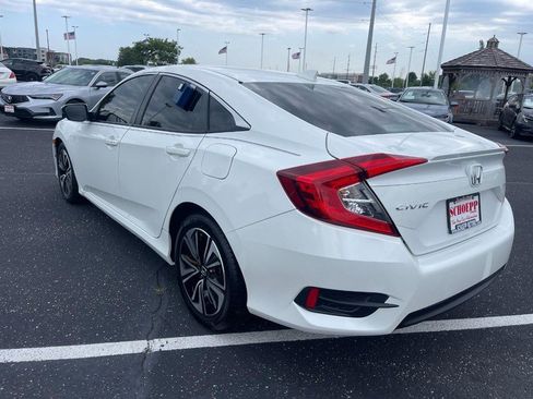 Used 2016 Honda Civic EX-T image 4