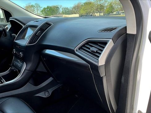 Used 2019 Ford Edge SEL w/ Equipment Group 201A image 14