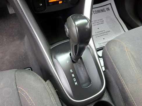 Used 2019 Chevrolet Trax LS FWD image 12