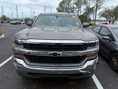 Used 2017 Chevrolet Silverado 1500 LT w/ All Star Edition image 7