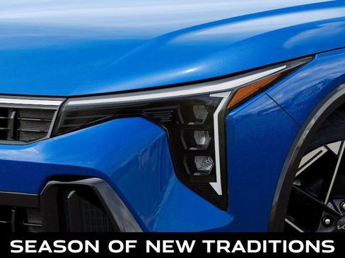 New 2025 Kia K4 GT-Line image 10