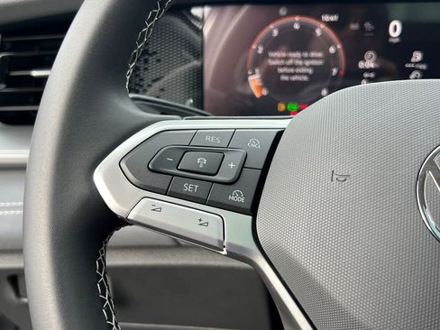 New 2026 Volkswagen Tiguan SE image 31