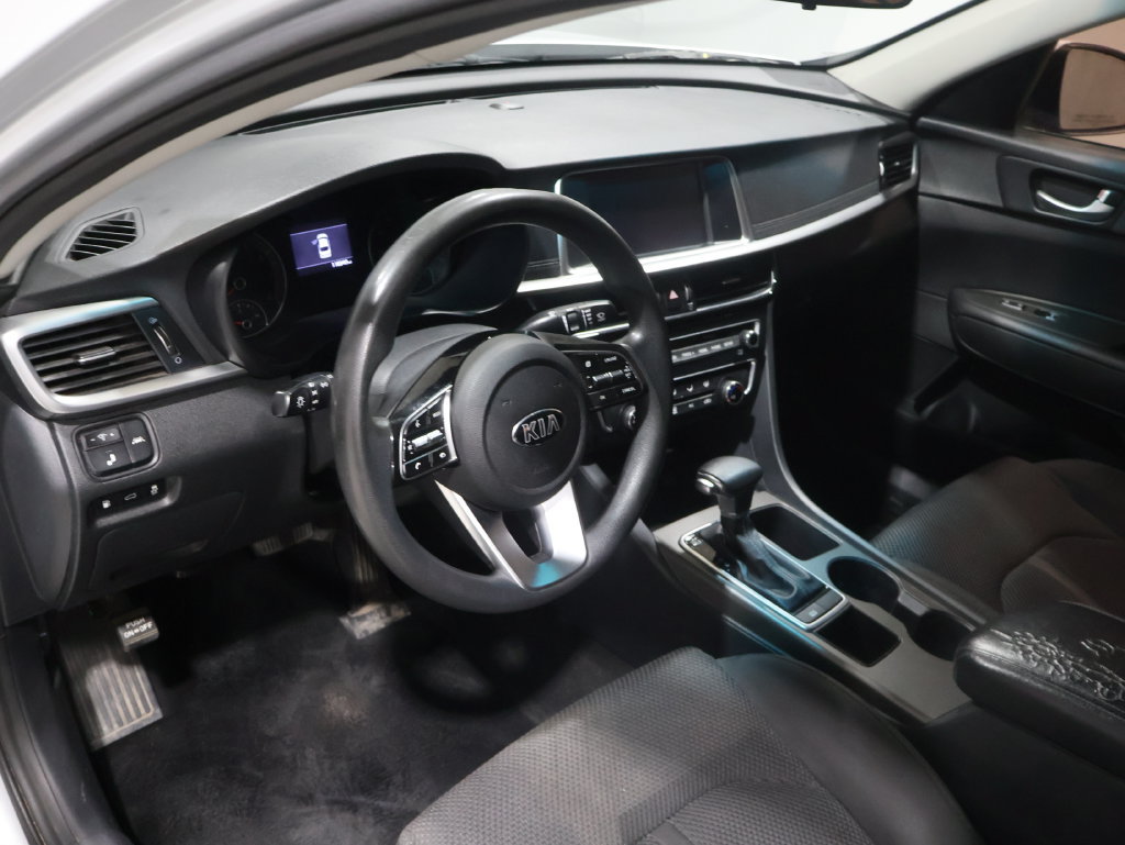 Used 2020 Kia Optima LX FWD image 12