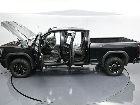 Used 2024 GMC Sierra 2500 AT4 w/ AT4 Premium Plus Package AWD/4WD image 45
