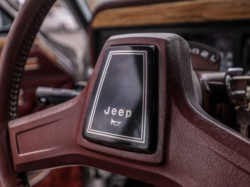 Used 1991 Jeep Grand Wagoneer AWD/4WD image 73