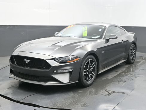 Used 2020 Ford Mustang GT RWD image 4