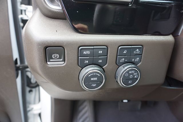 Used 2023 Chevrolet Silverado 1500 LTZ w/ LTZ Convenience Package II AWD/4WD image 28
