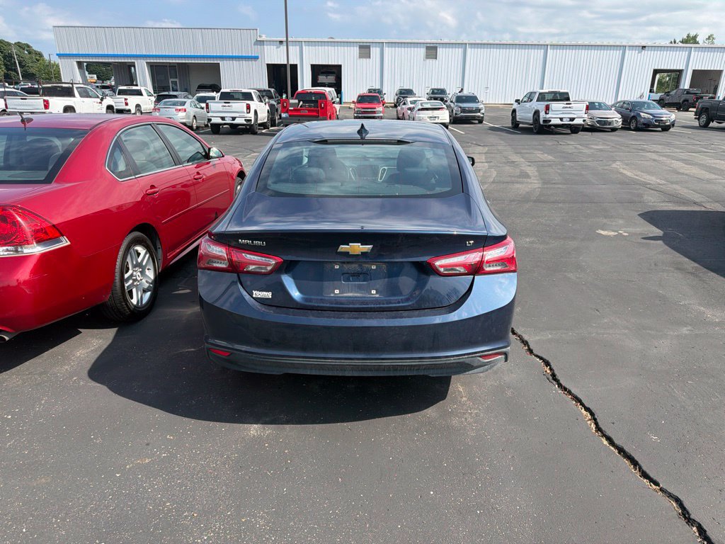 Used 2022 Chevrolet Malibu LT FWD image 7