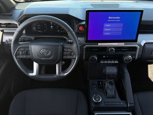 Used 2025 Toyota Tacoma TRD Sport RWD image 12