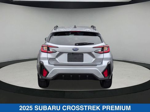 Certified 2025 Subaru Crosstrek 2.0i Premium image 5