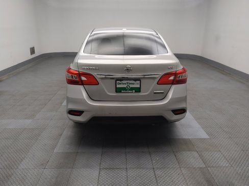 Used 2019 Nissan Sentra SV w/ Special Edition Package FWD image 6