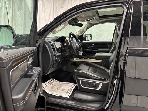 Used 2022 RAM 1500 Laramie AWD/4WD image 10