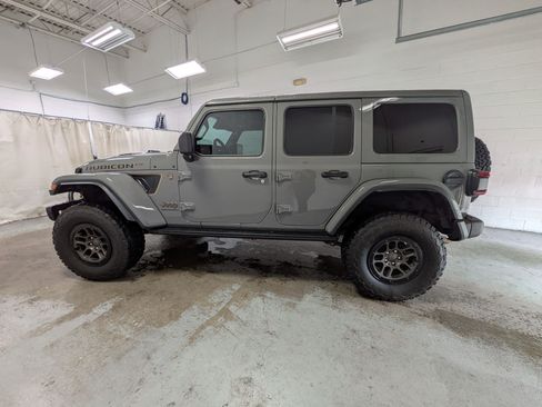 Used 2023 Jeep Wrangler Unlimited Rubicon 392 AWD/4WD image 10