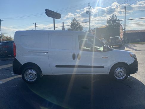 Used 2020 RAM ProMaster City Tradesman image 4