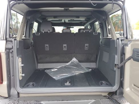 New 2025 Ford Bronco Big Bend w/ Black Diamond Package image 29