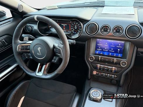 Used 2020 Ford Mustang Shelby GT500 w/ Technology Package image 13