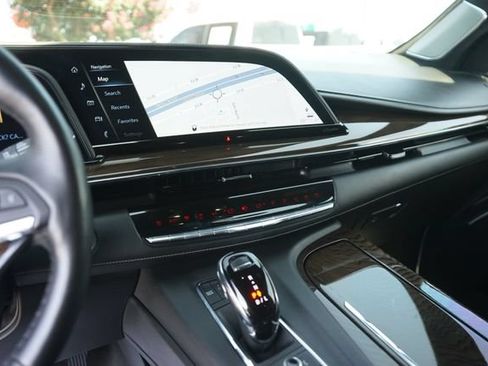 Used 2023 Cadillac Escalade Sport Platinum w/ LPO, ONYX Package AWD/4WD image 29
