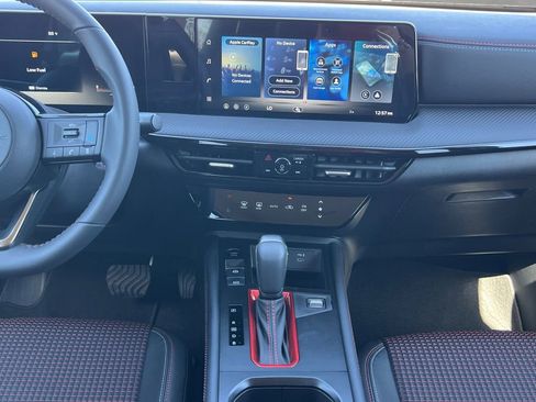 New 2026 Nissan Kicks SR image 3