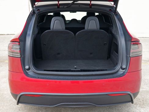 Used 2023 Tesla Model X AWD/4WD image 10