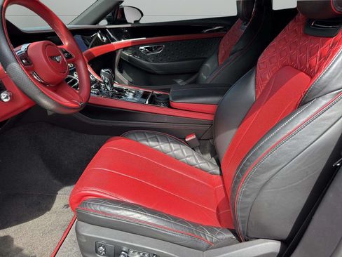 Certified 2022 Bentley Continental GT AWD/4WD image 40