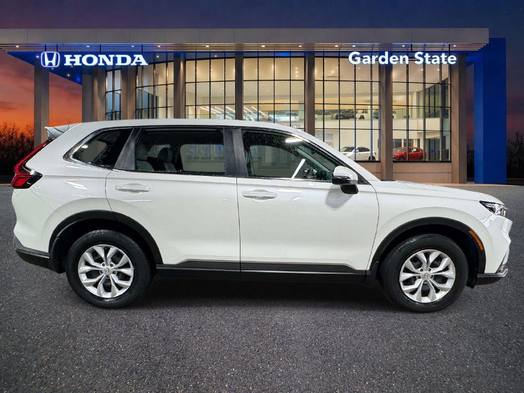 Used 2024 Honda CR-V LX image 5