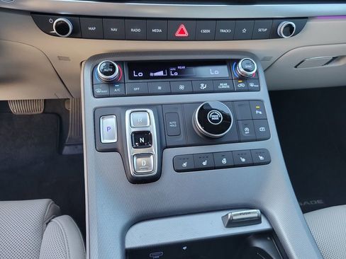 Used 2024 Hyundai Palisade Limited image 36