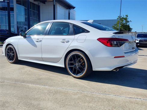 Used 2024 Honda Civic Si image 4