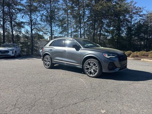 Used 2025 Audi Q3 2.0T Premium Plus w/ Premium Plus Package image 4