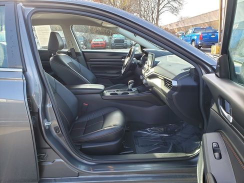 Used 2021 Nissan Altima 2.5 SR image 19