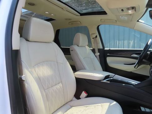 Used 2023 Buick Enclave Avenir w/ Trailering Package, 5000 lbs. AWD/4WD image 26
