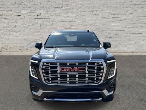 Used 2025 GMC Yukon Denali image 2