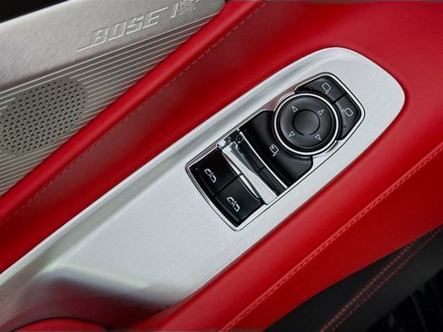 Used 2025 Chevrolet Corvette Z06 RWD image 18