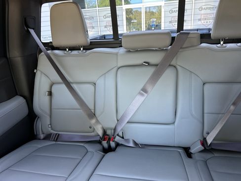 Used 2019 GMC Sierra 1500 SLT w/ SLT Premium Package image 16