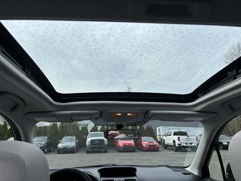 Used 2015 Subaru Forester 2.5i Premium w/ All-Weather Package AWD/4WD image 13