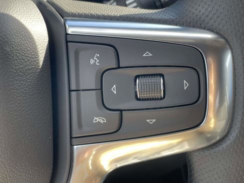 New 2026 Chevrolet Blazer LT image 18