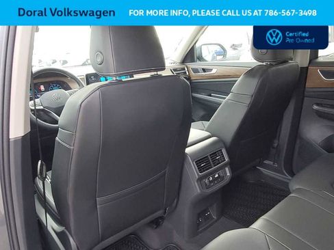 Certified 2024 Volkswagen Atlas SE w/ Black Wheel Package image 27