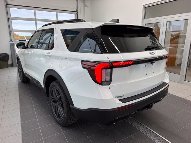 New 2027 Ford Explorer ST-Line w/ Premium Package AWD/4WD image 4