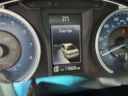 Used 2017 Toyota Camry LE image 15