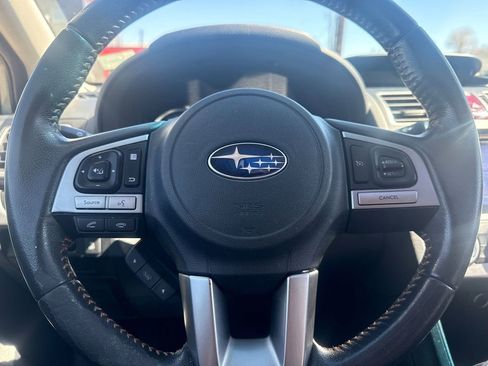 Used 2017 Subaru Crosstrek 2.0i Limited image 11