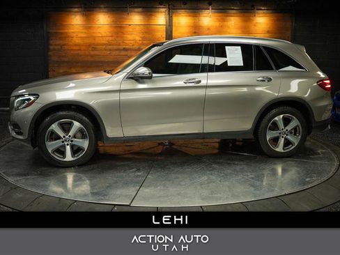 Used 2019 Mercedes-Benz GLC 300 4MATIC w/ Parking Assistance Package image 1