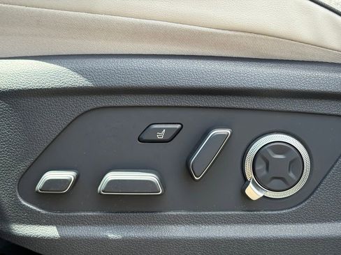 Used 2023 Hyundai Palisade Calligraphy image 12