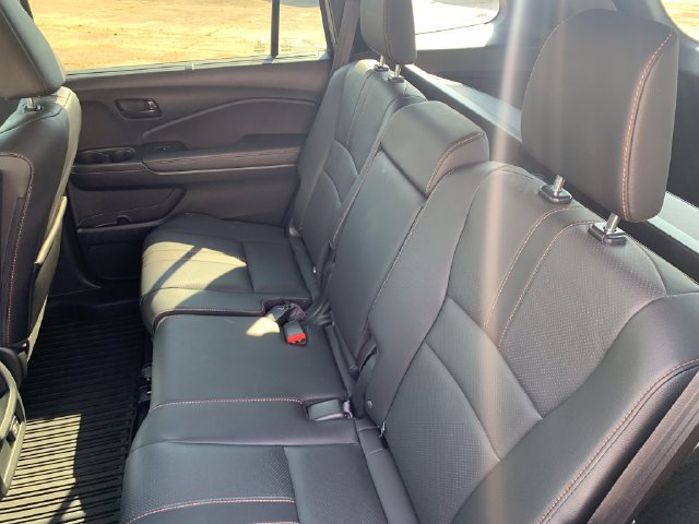 Used 2023 Honda Passport TrailSport image 17