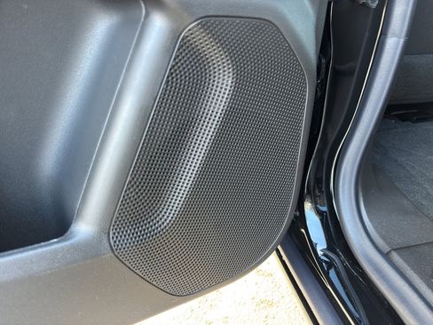 New 2026 Chevrolet Colorado W/T image 17