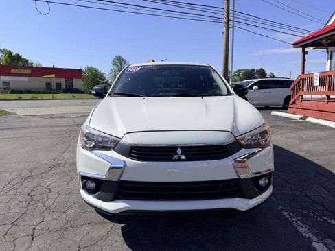 Used 2017 Mitsubishi Outlander Sport ES AWD/4WD image 2
