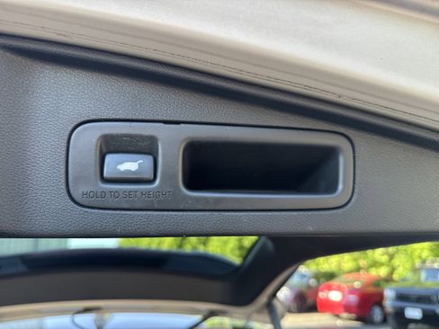 Used 2017 Honda CR-V EX-L image 13