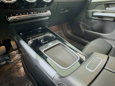 Certified 2026 Mercedes-Benz GLA 250 image 5